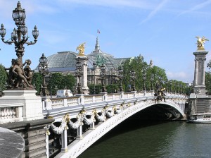 Pont_Alexandre_III_most_beautiful_bridge_in_paris